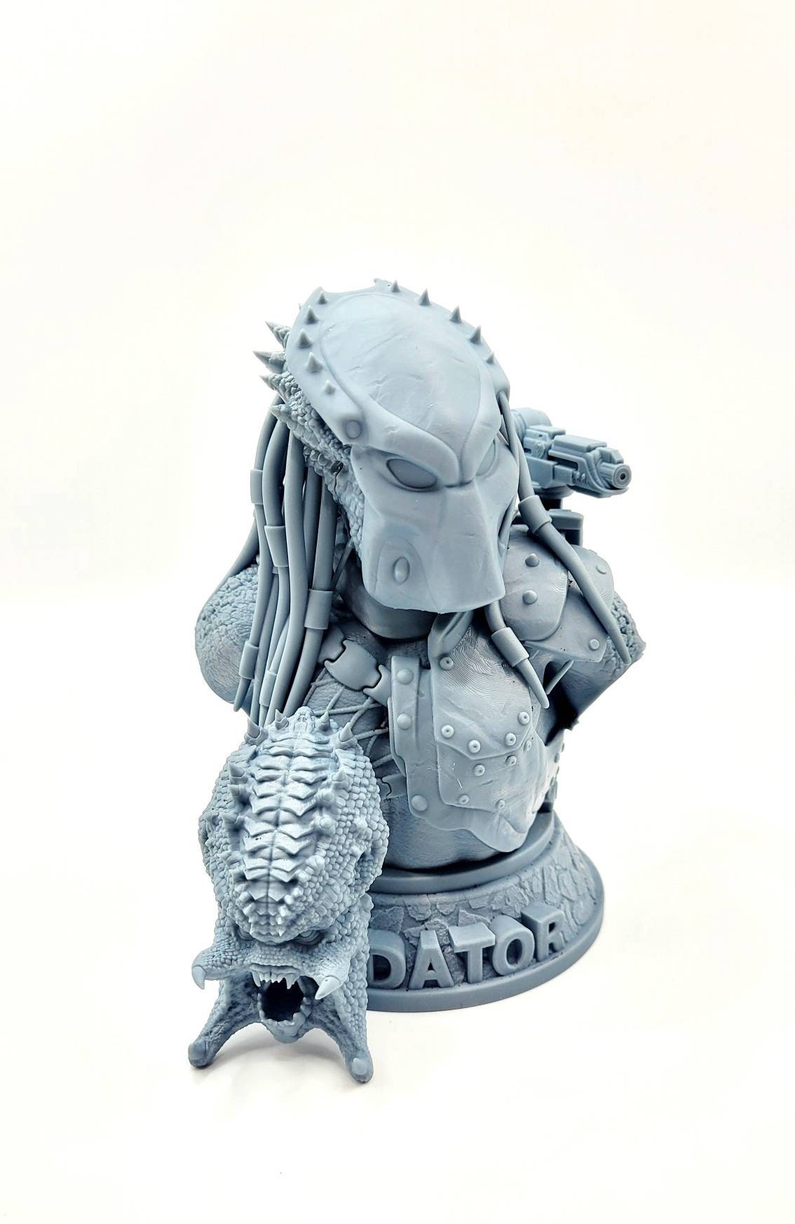 3D 14k resin printed Predator with interchangeable face! Fan art bust.