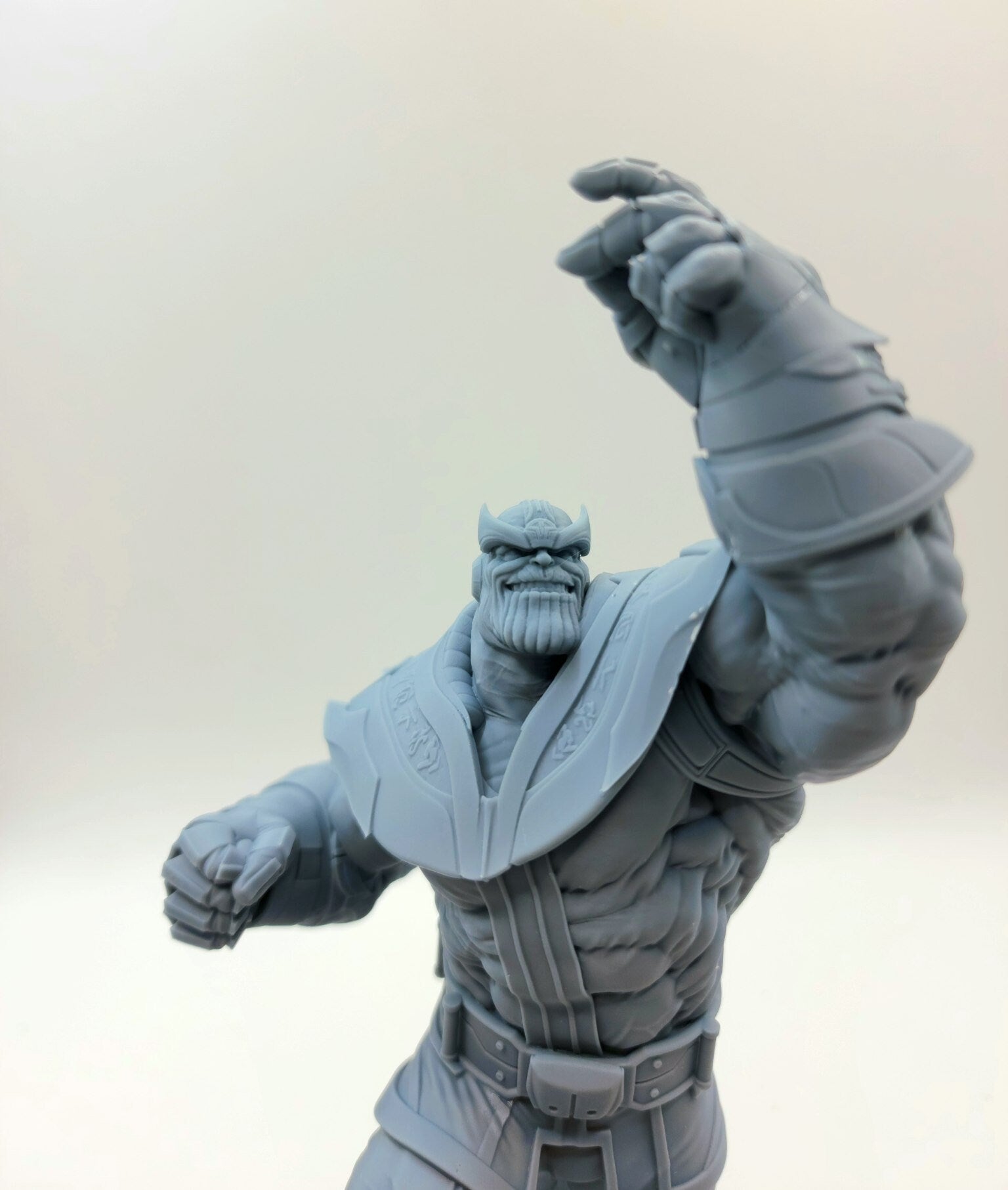 3D 14k resin printed Thanos desktop decoration toy. Fan art