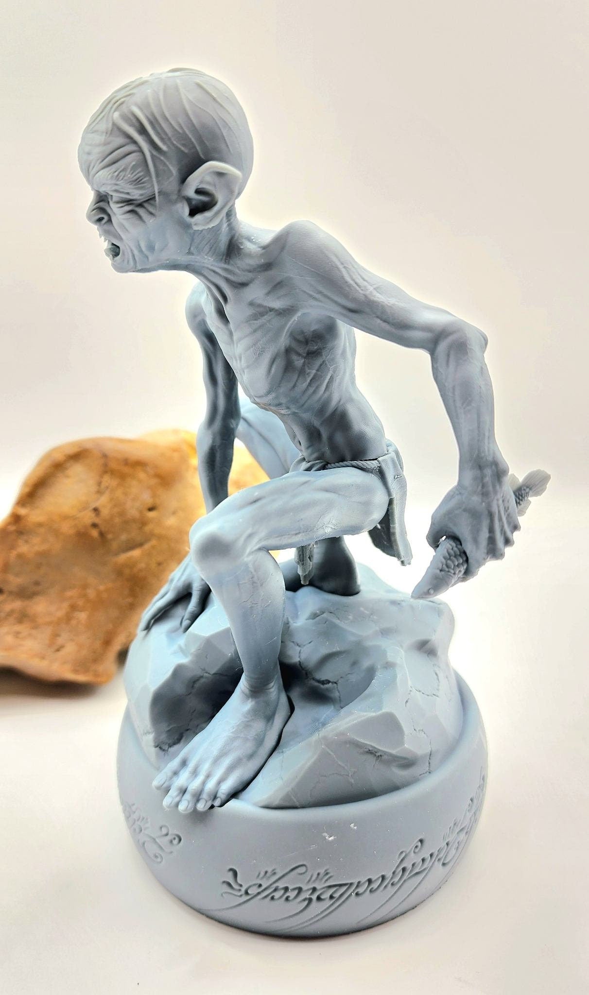 3D 14k resin printed Gollum from Lord of the Ring series. FAN ART, desktop decoration, toy.