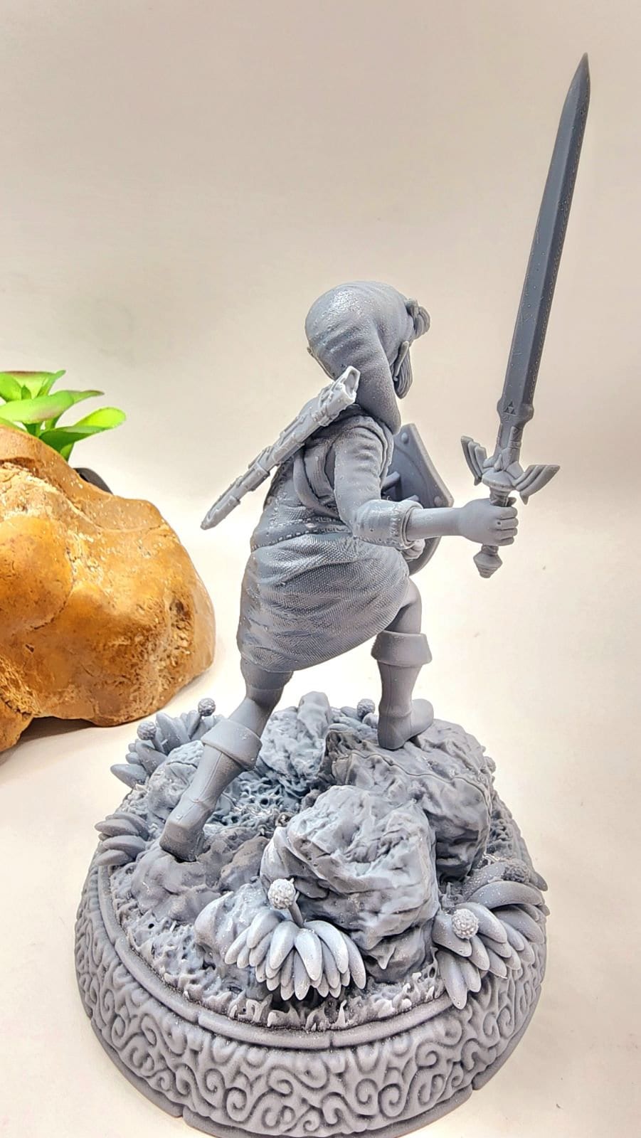 3D 14k resin printed Link statue from legend of Zelda. FAN art.