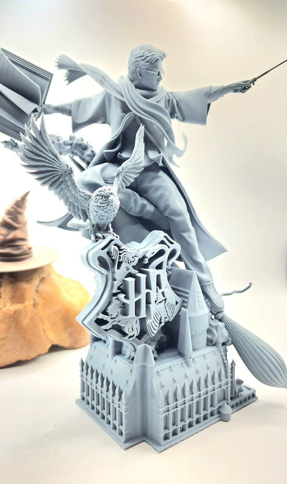 8k resin printed Harry Potter statue. Fan art, desktop decoration.