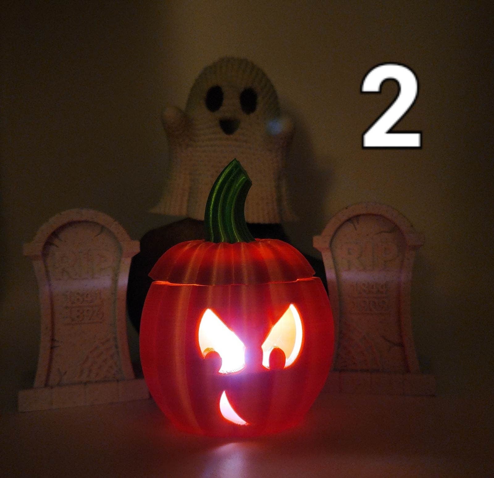 3D printed Jack O lantern with tea light. Halloween decorations.