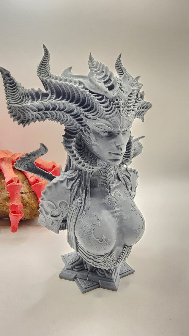 3D 14k resin printed. Lilith, the female demon from Diablo desktop decoration.