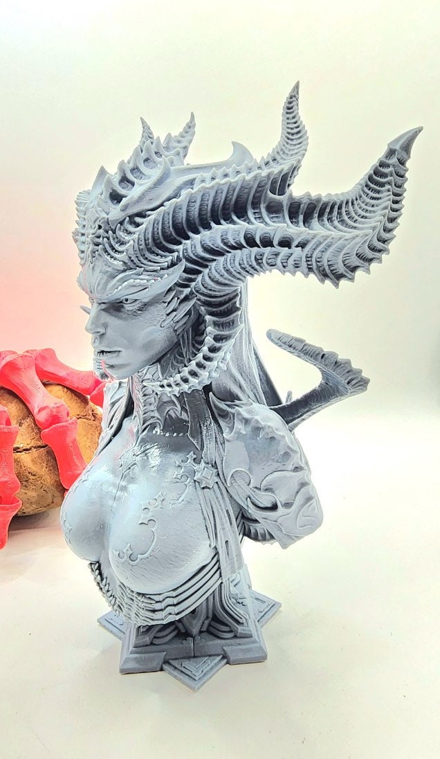 3D 14k resin printed. Lilith, the female demon from Diablo desktop decoration.