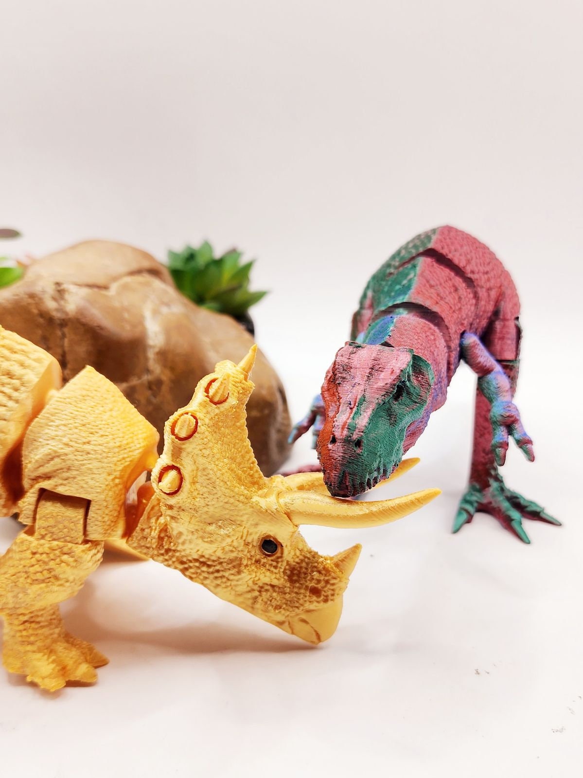 Jurassic dinosaurs collections, articulated fidget toy.