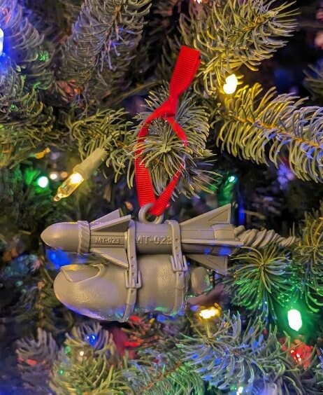 Missile Toe (Mistletoe) Christmas ornament. 3D printed. Meme