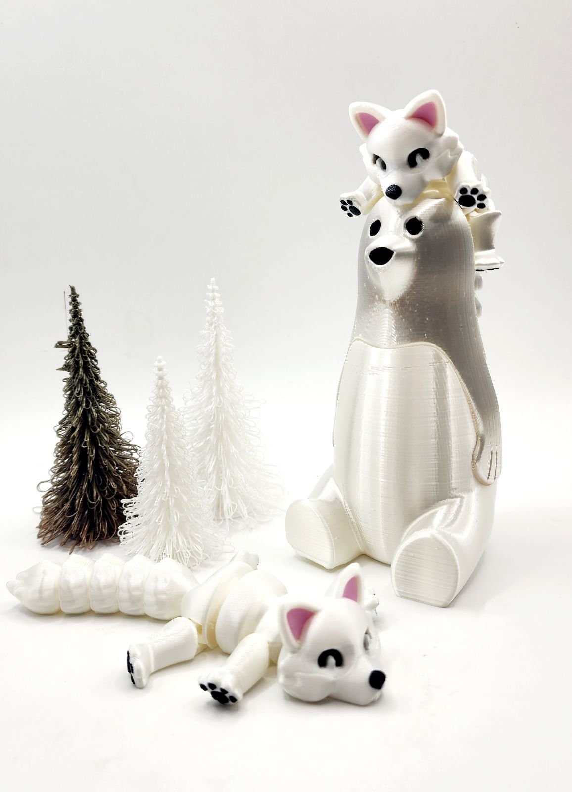 3D printed Arctic fox articulate fidget, sensory toy, desktop toy.