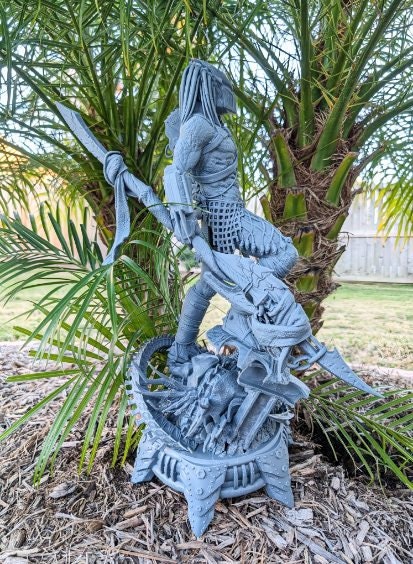 3D 14k printed Alien vs Predator desktop toy, decoration. Fan art