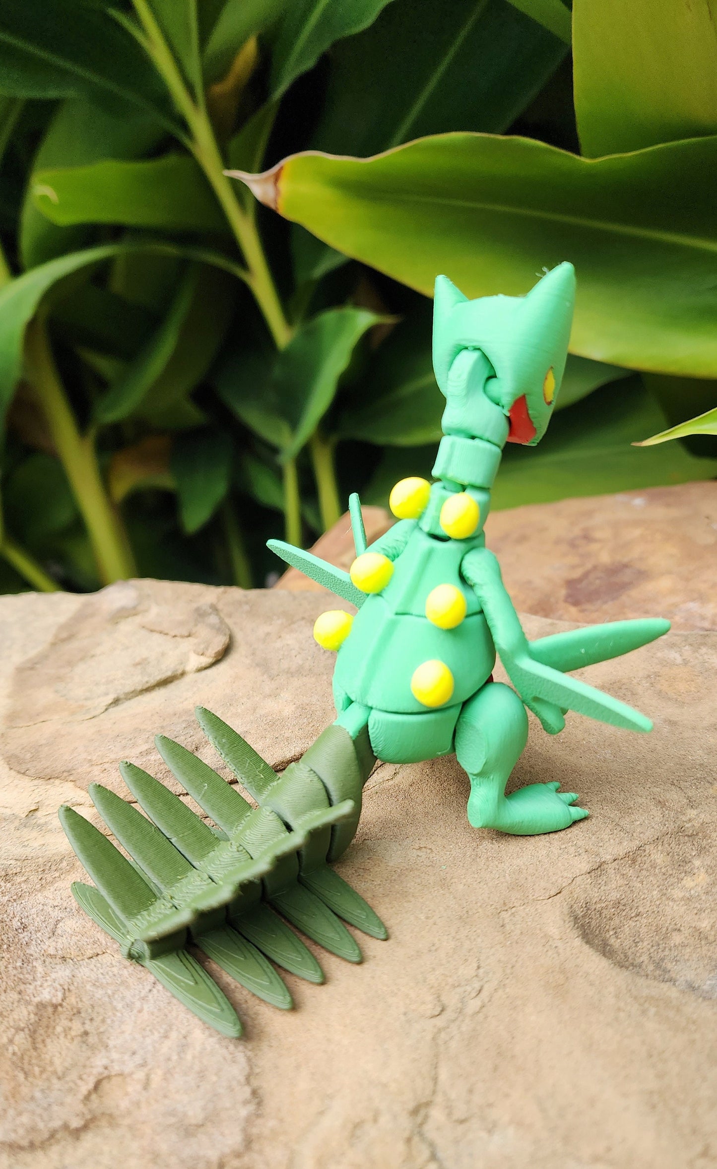 3D printed Sceptile, articulated fidget toy, sensory toy, desktop toy.