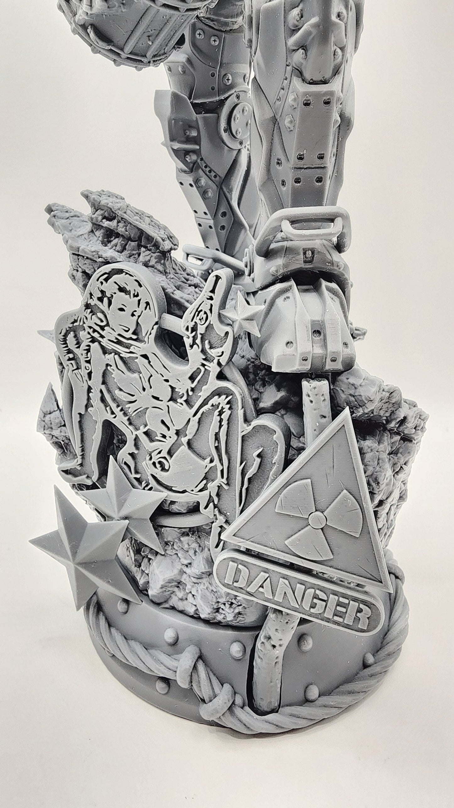 3D 14k resin printed Fallout desktop decoration / toy. Fan art.