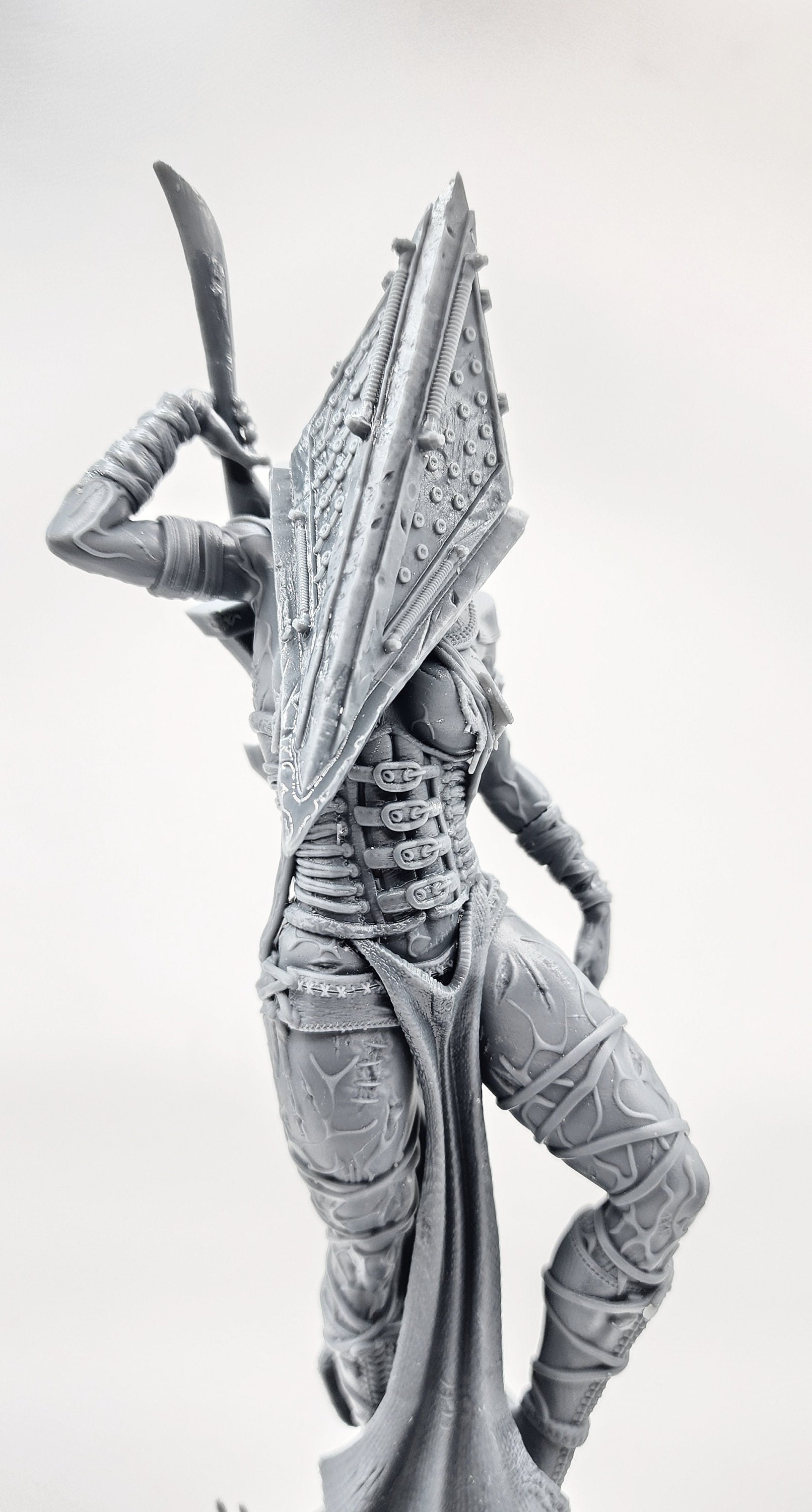 3D 14k resin printed Pyramid Head desktop decoration. Fan art.