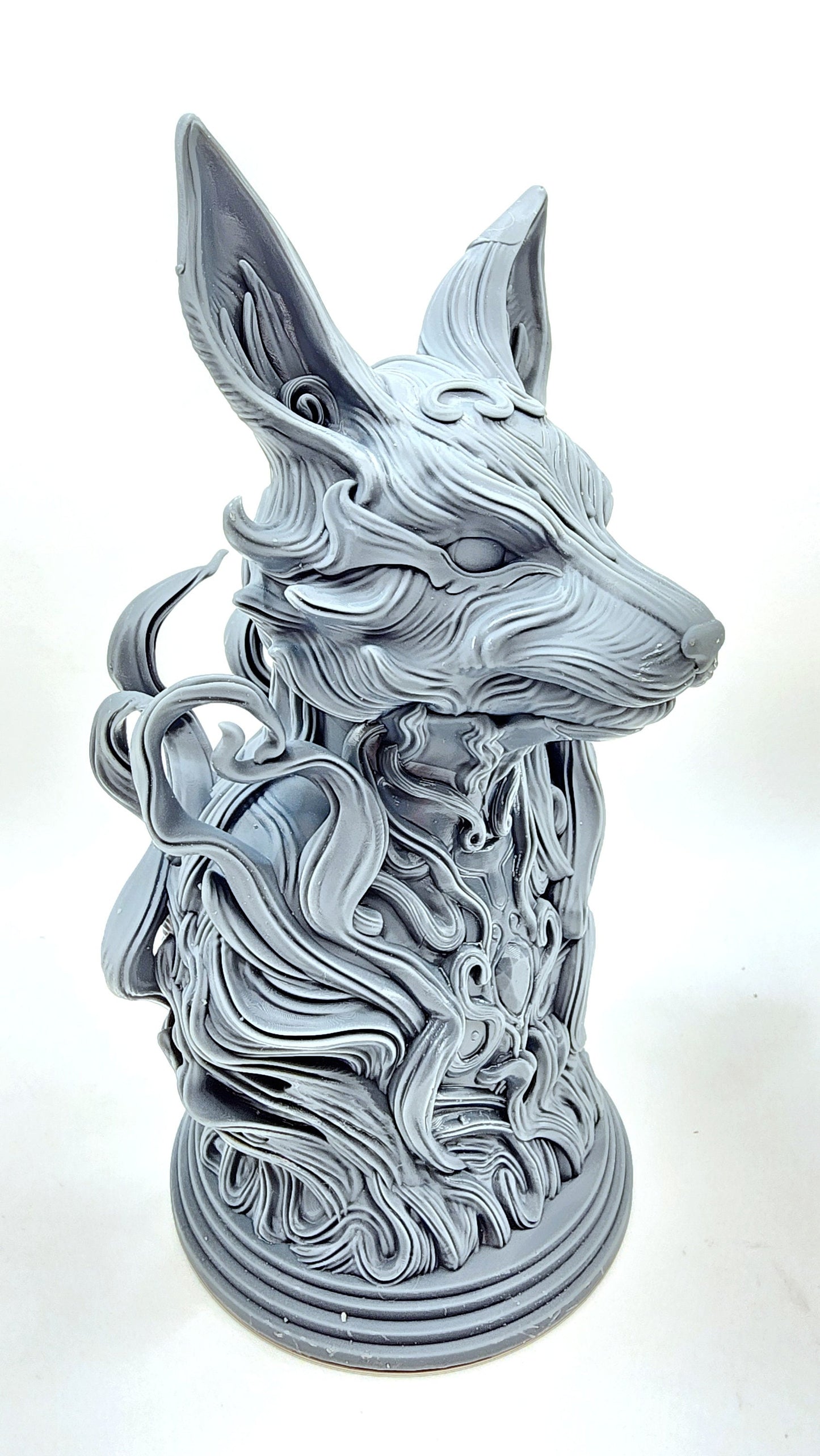 3D 14k resin printed Kitsune Desktop Decoration.