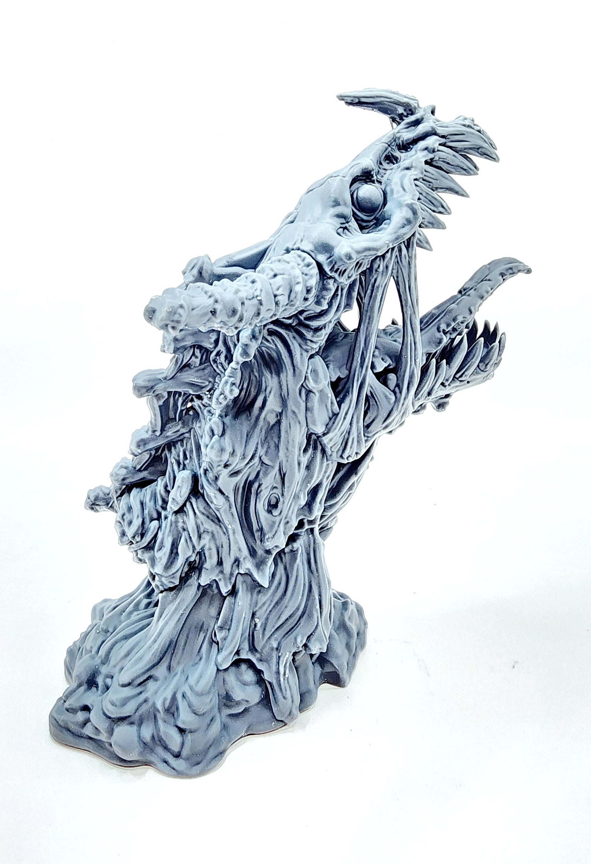 3D 14k resin Printed Undead Dragon Desktop Decoration.