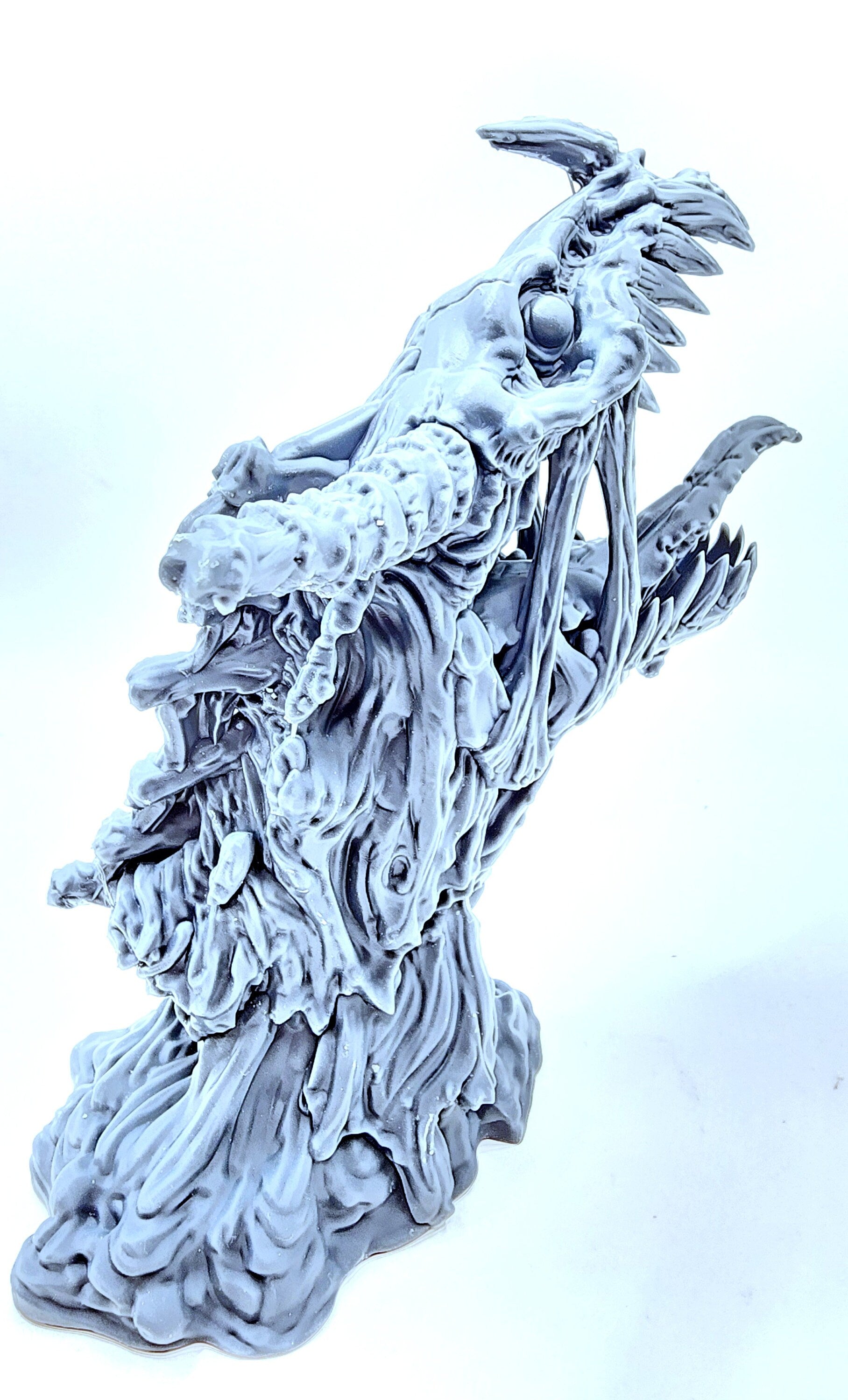 3D 14k resin Printed Undead Dragon Desktop Decoration.