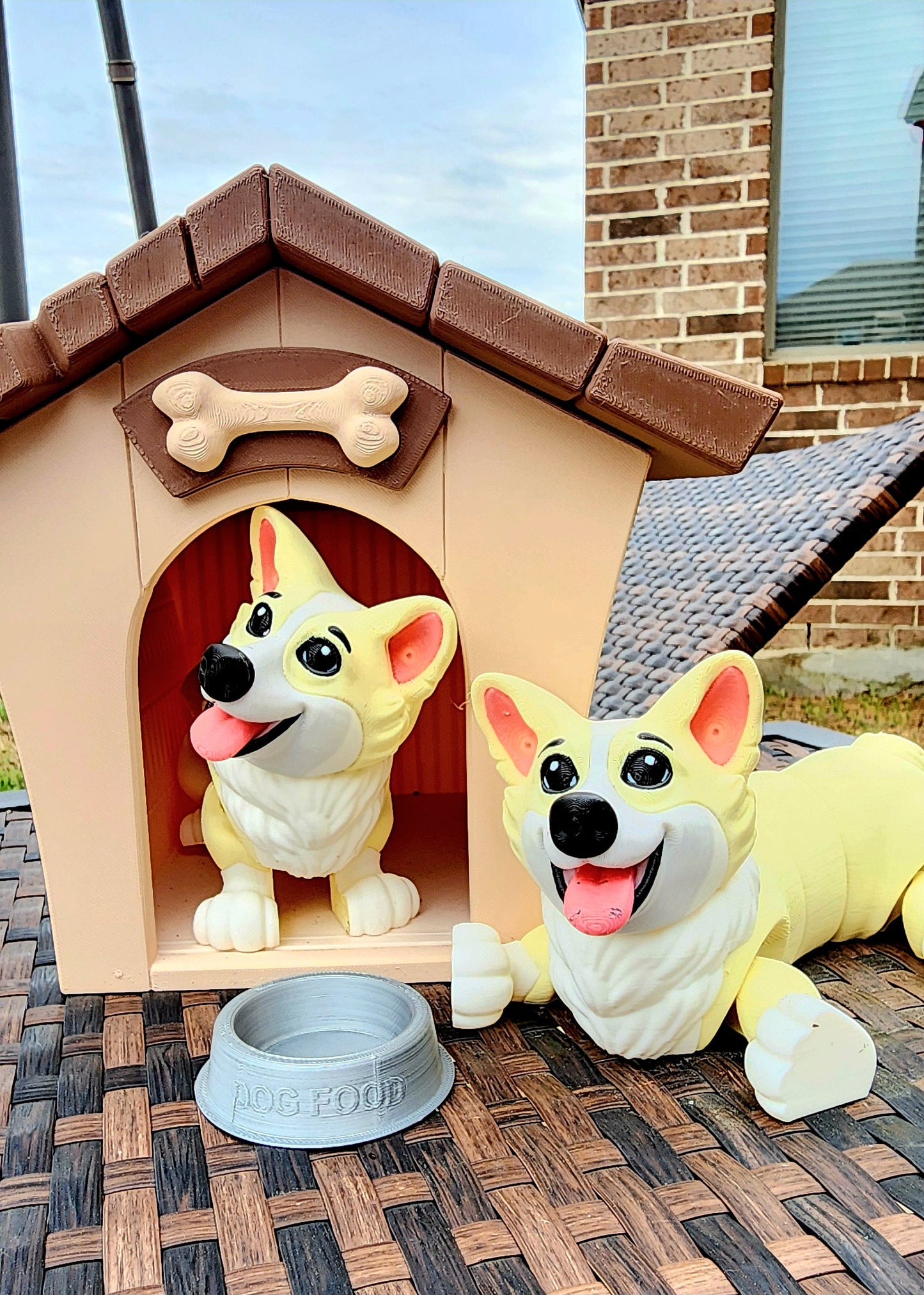 3D printed Corgi articulated fidget toy with Optional Kennel and Dog Bowl.