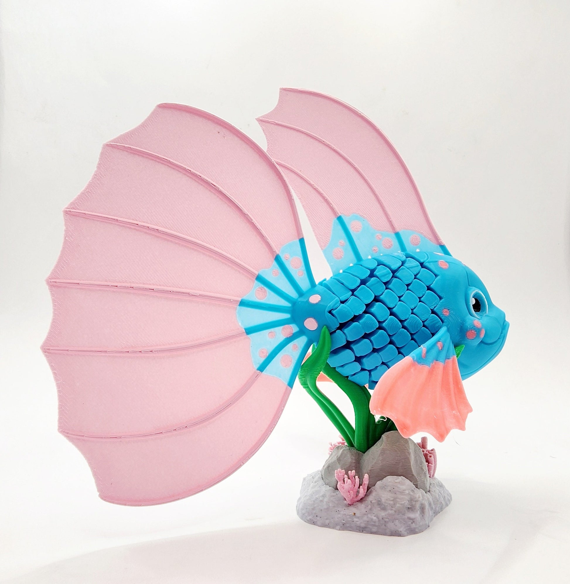 3D printed Bella the Beta Fish articulated fidget toy, sensory toy, desktop toy.