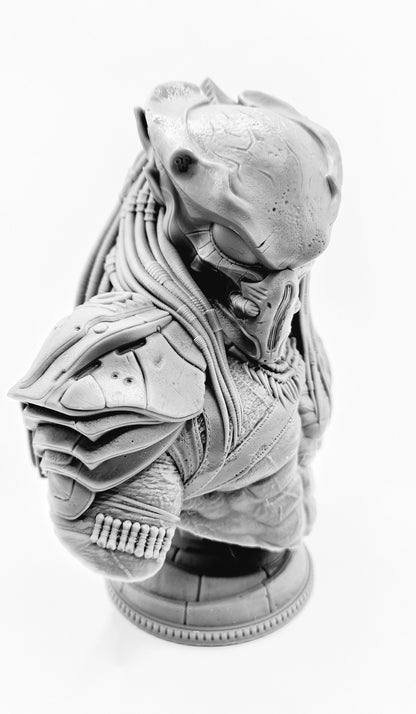 3D 14k resin printed Predator bust. Desk Decoration. Fan art.