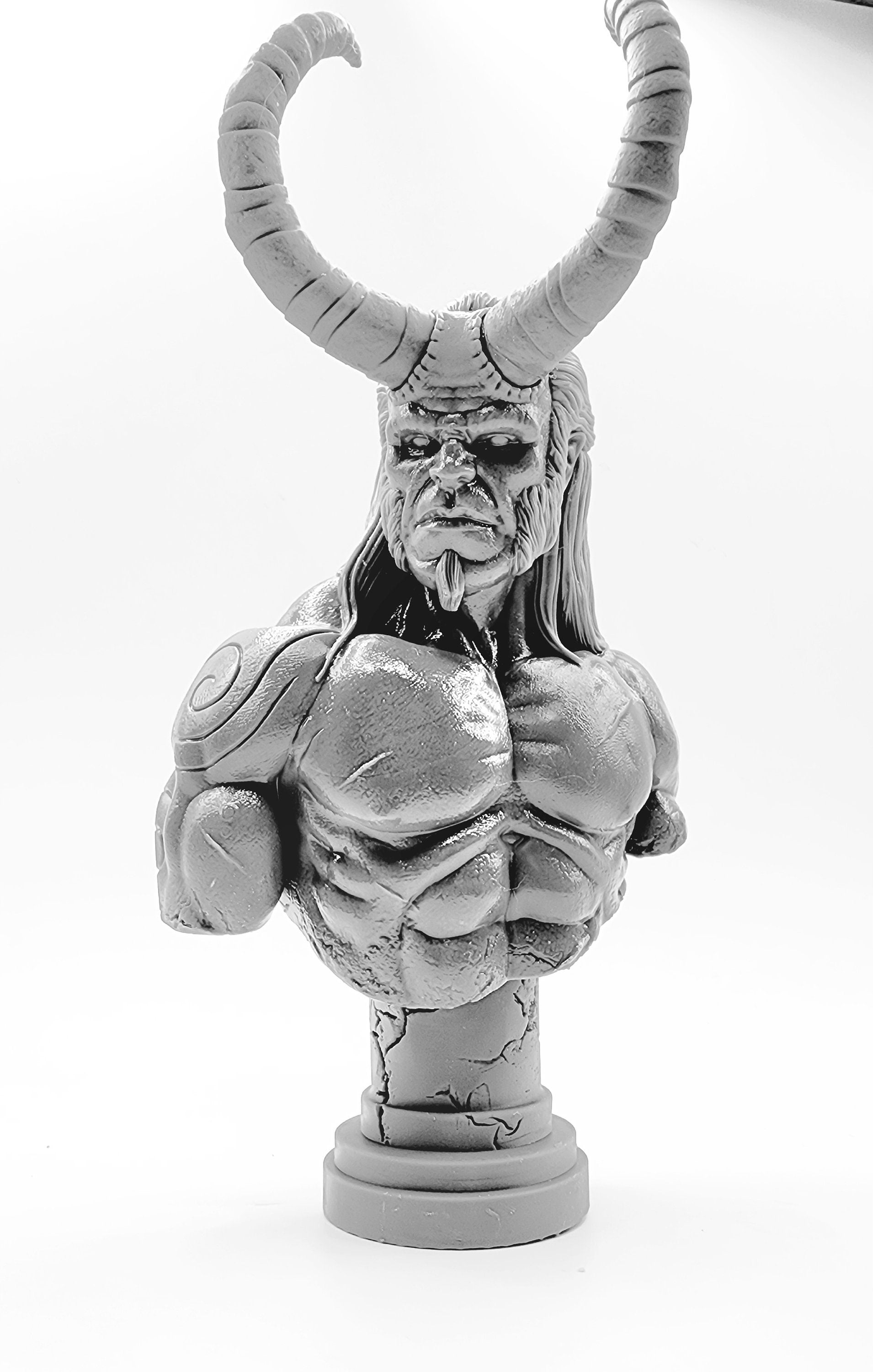 3D 14k resin printed Hellboy bust. Desktop Decoration.