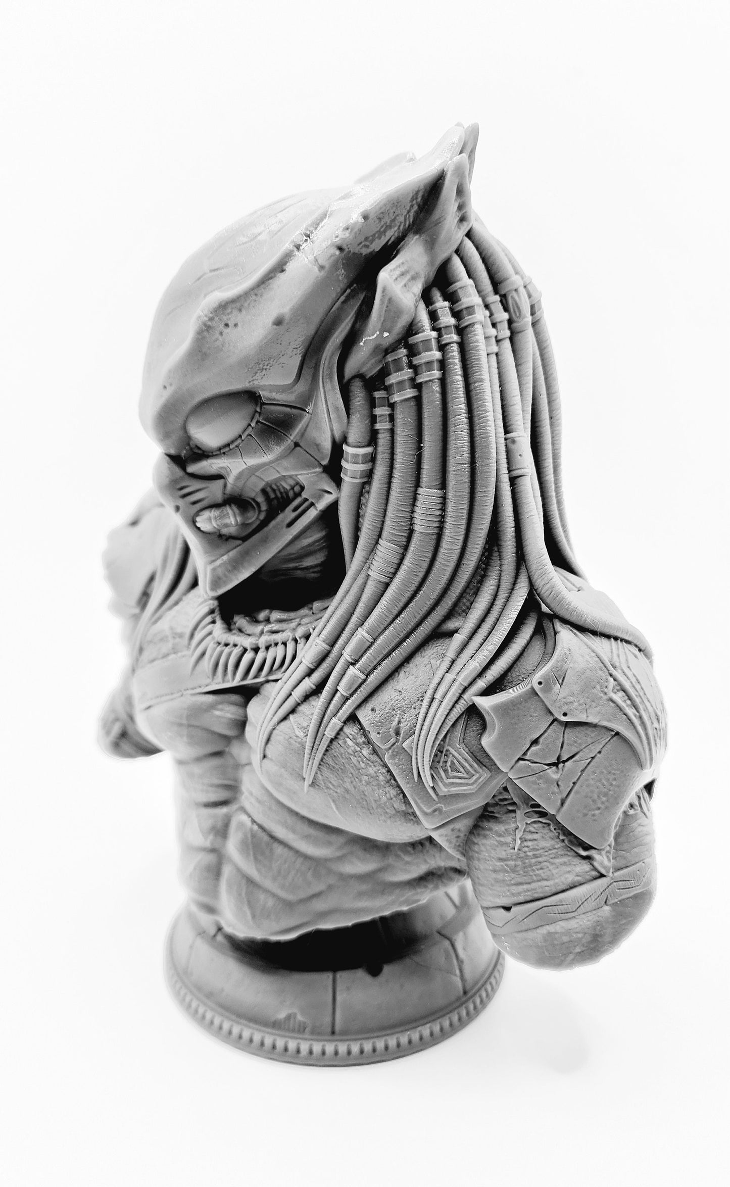 3D 14k resin printed Predator bust. Desk Decoration. Fan art.