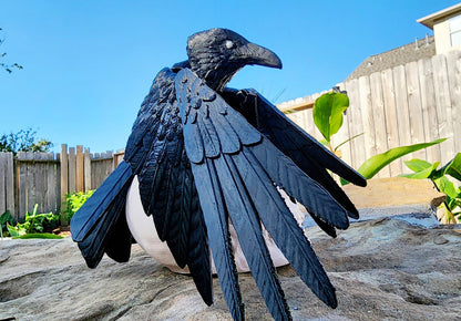 3D printed articulated Raven with articulated wings, fidget, sensory toy with optional skull base.