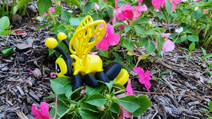 3D printed articulated Honey Bee fidget toy, sensory toy.