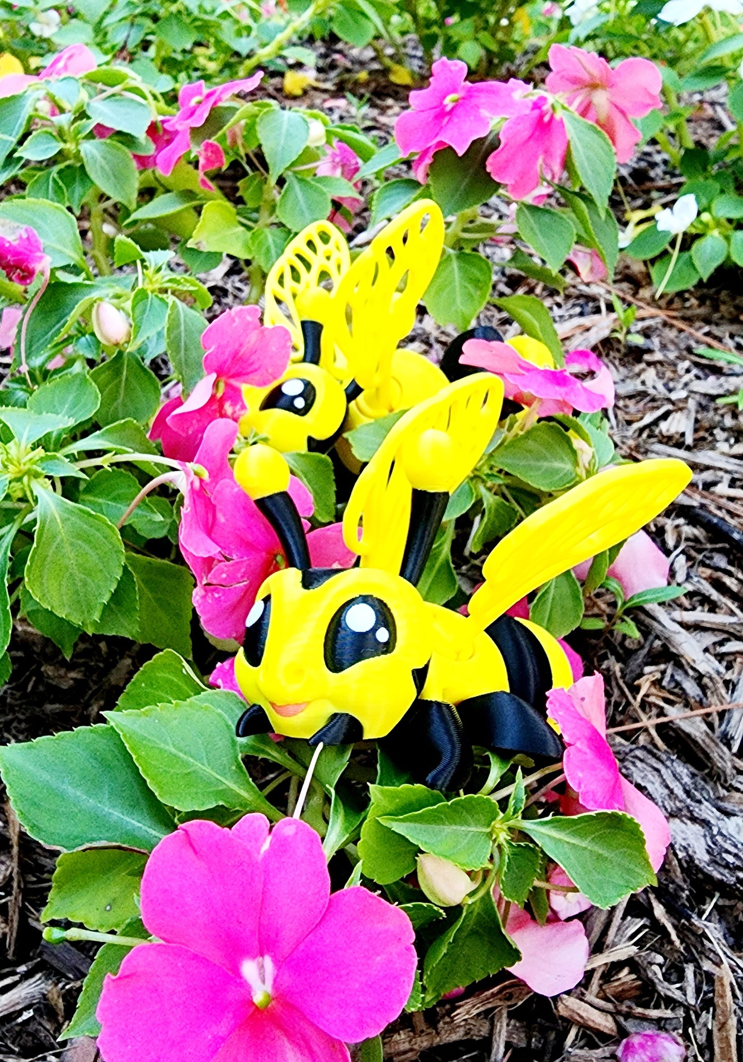 3D printed articulated Honey Bee fidget toy, sensory toy.