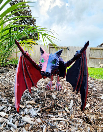 3D Printed articulated biting bat fidget, sensory, desktop toy.