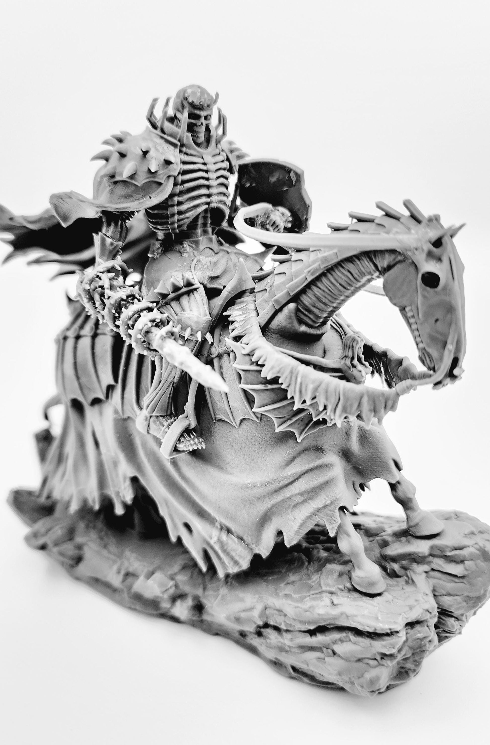 3D 14k resin printed Skull Knight, Action Figure, Figurine, Desktop Toy, Decoration. Fan Art.