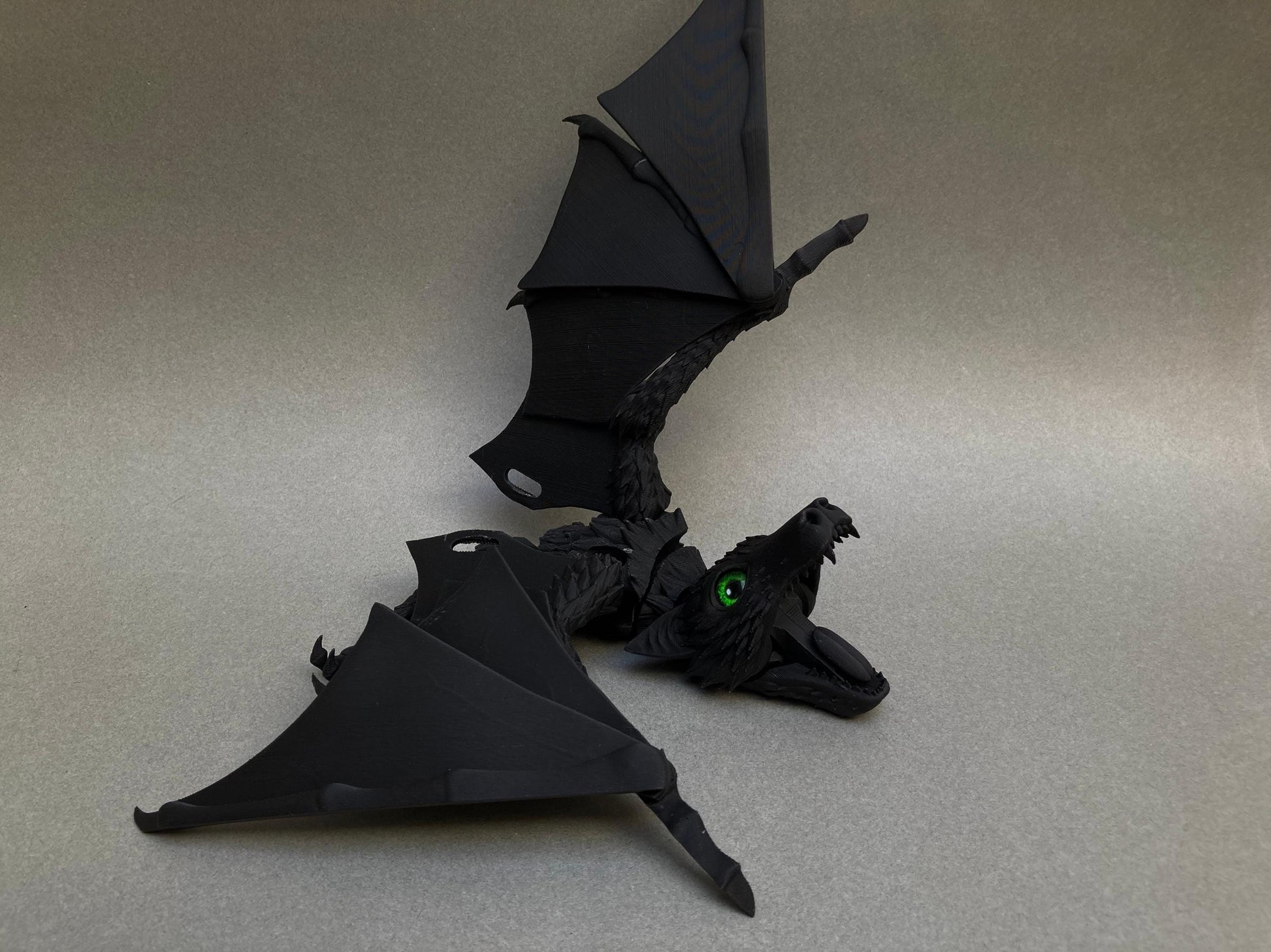 3D Printed articulated biting bat fidget, sensory, desktop toy.