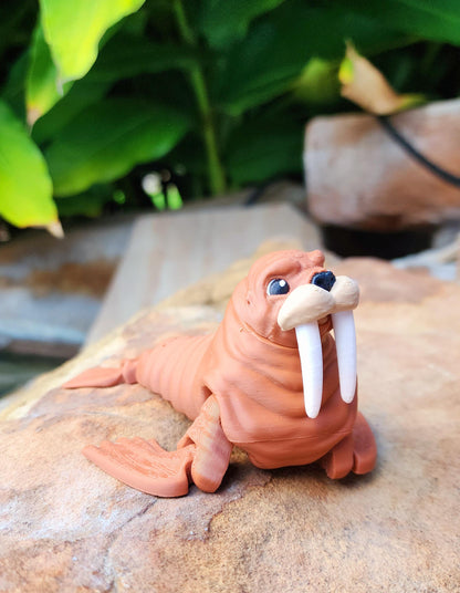 3D printed articulated fidget Walrus sensory toy, desk toy, decoration, action figure.