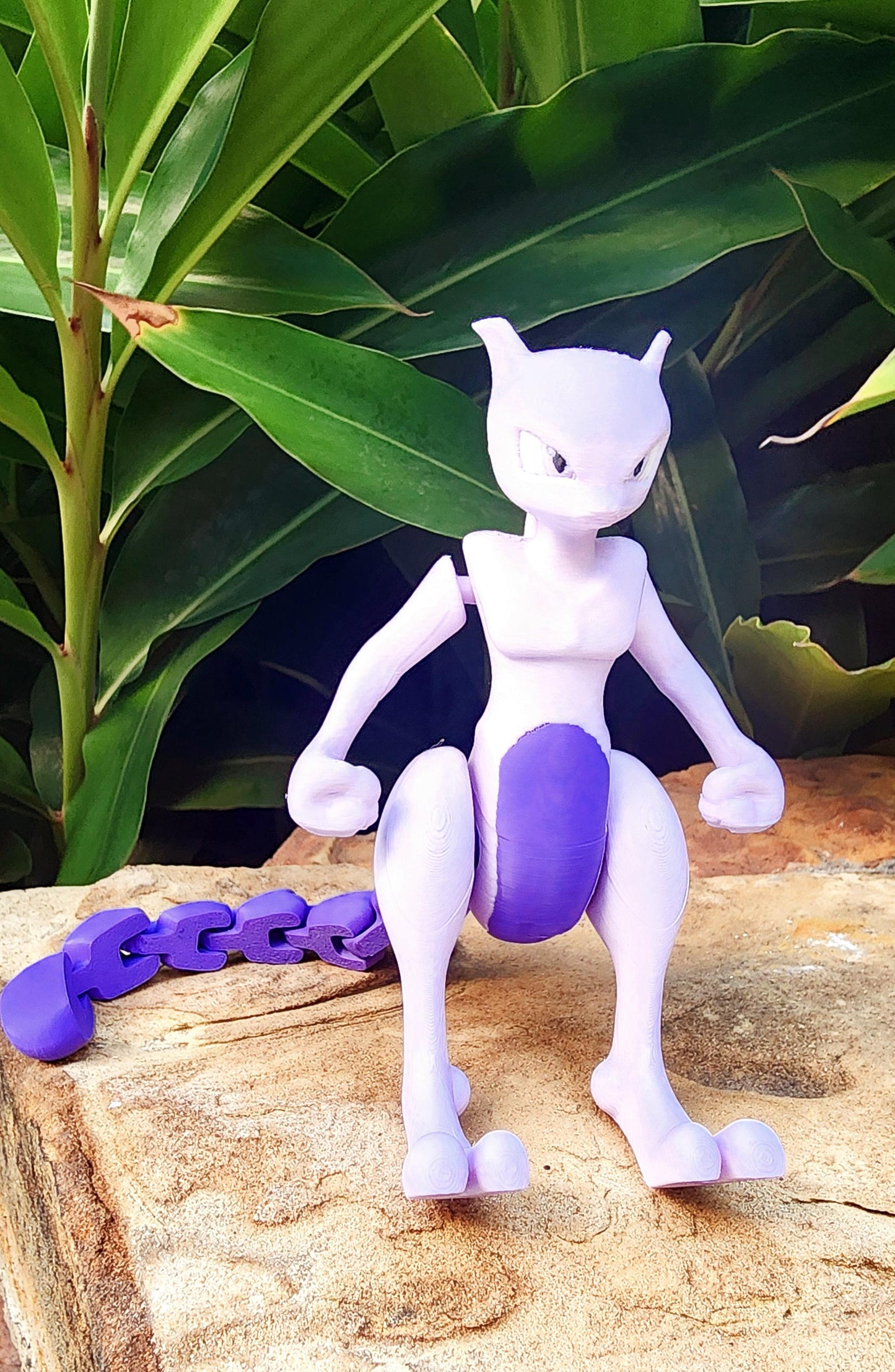 3D printed articulated Mewtwo fidget toy, sensory toy, desktop toy.