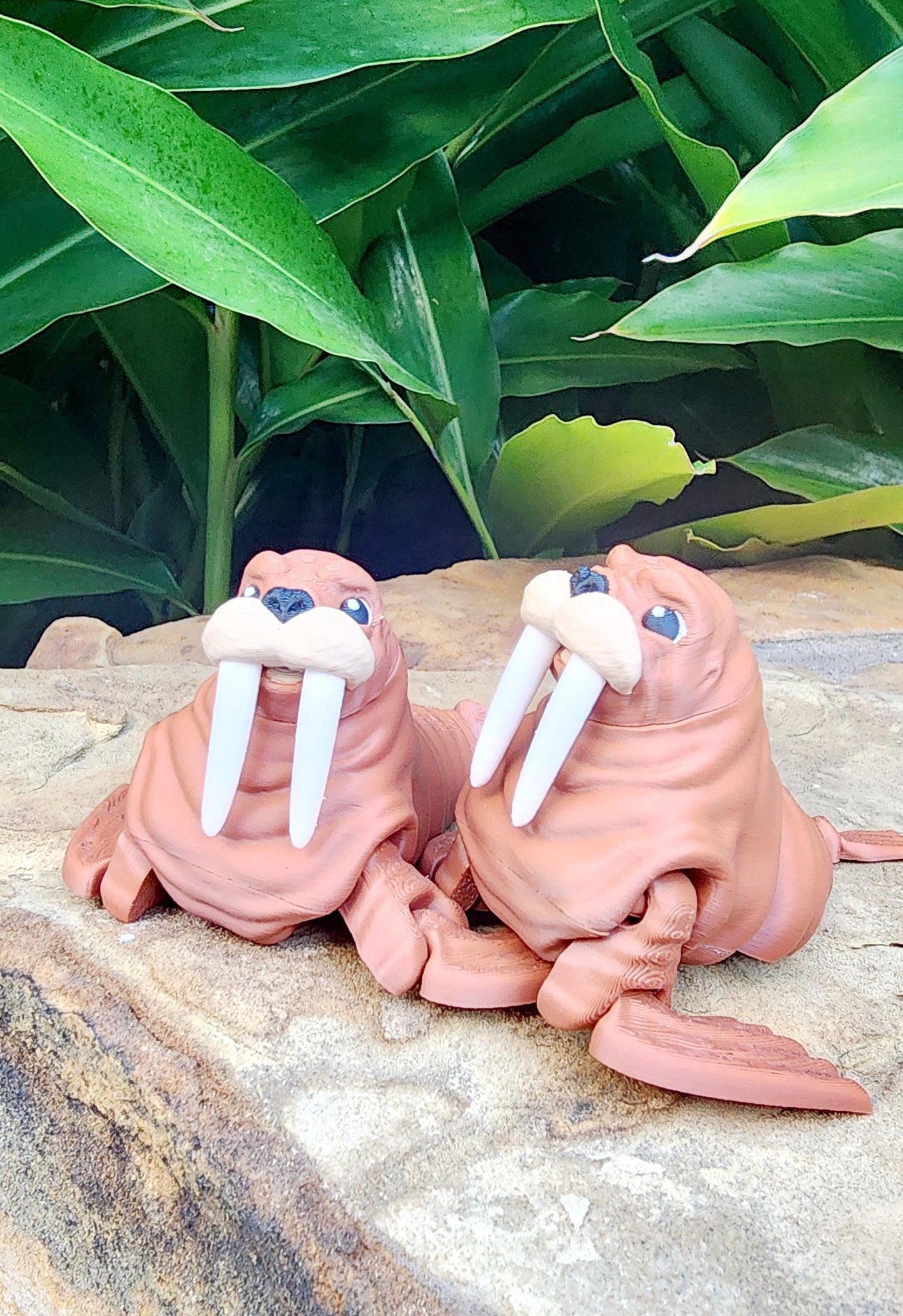 3D printed articulated fidget Walrus sensory toy, desk toy, decoration, action figure.