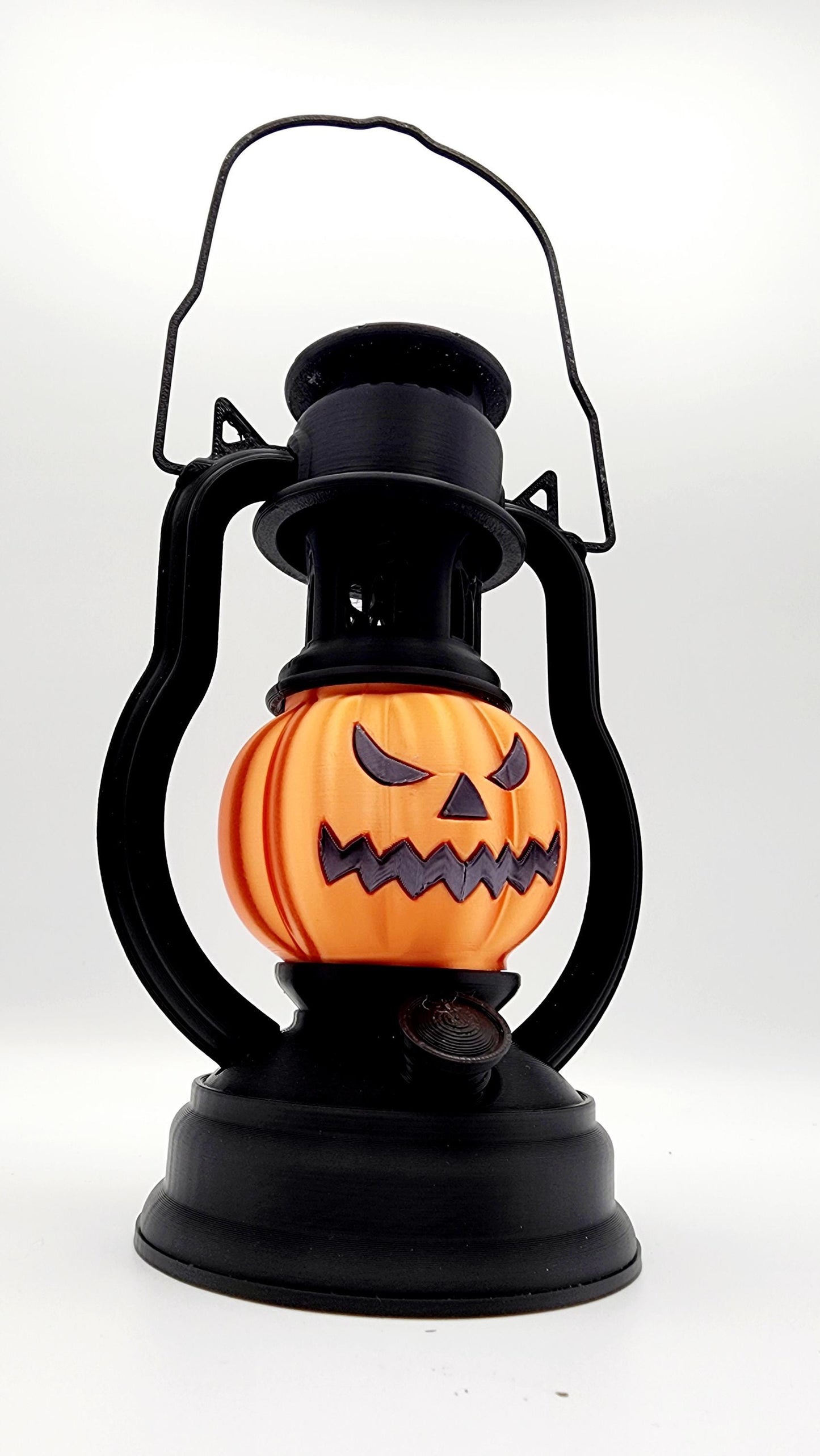 3D printed pumpkin gas light with led candlelight.