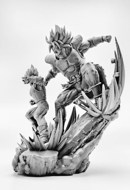 3D 14k resin printed Vegeta vs Broly desktop decoration, diorama, statue.