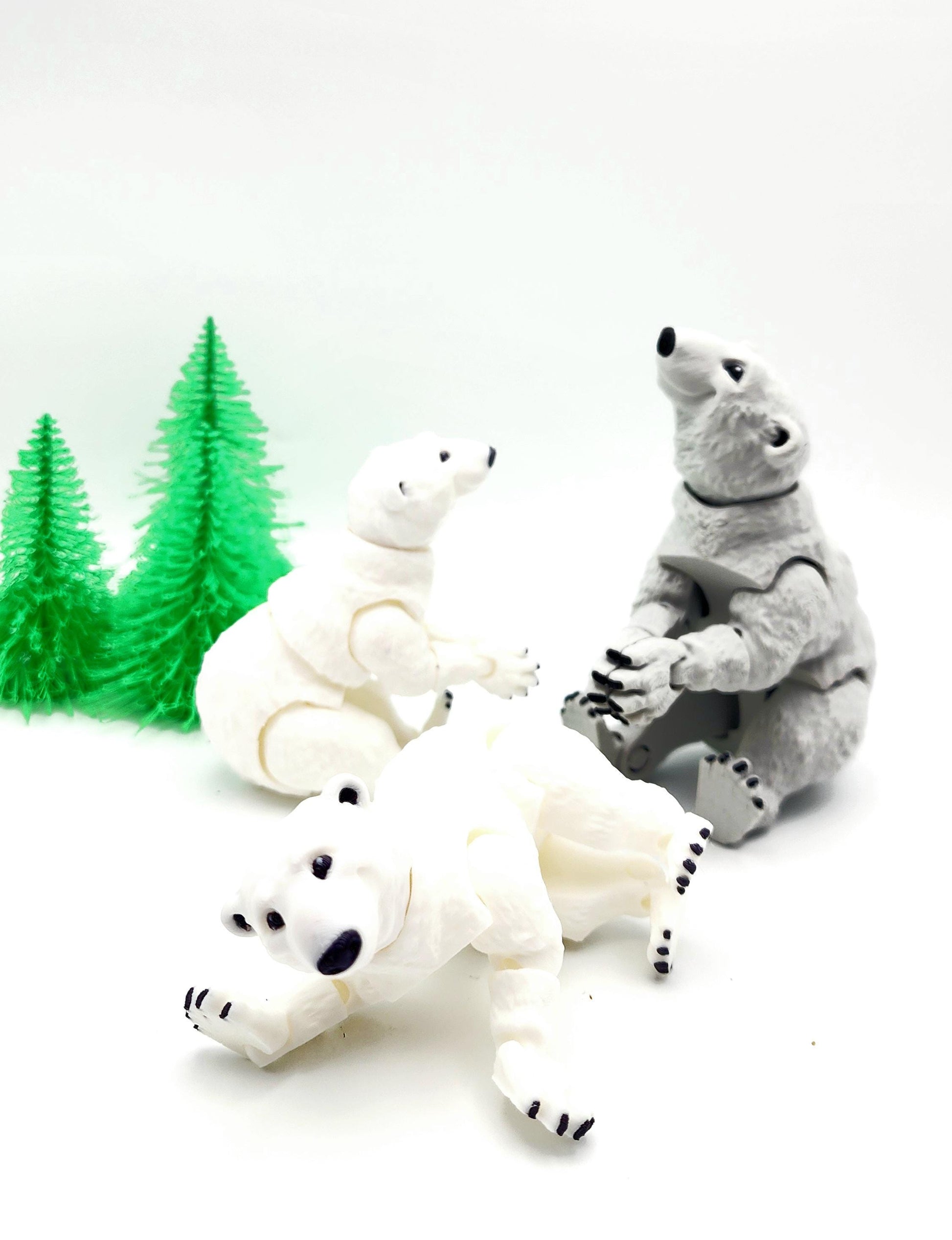 3D printed articulate Polar Bear fidget, sensory toy. Desktop Decoration.