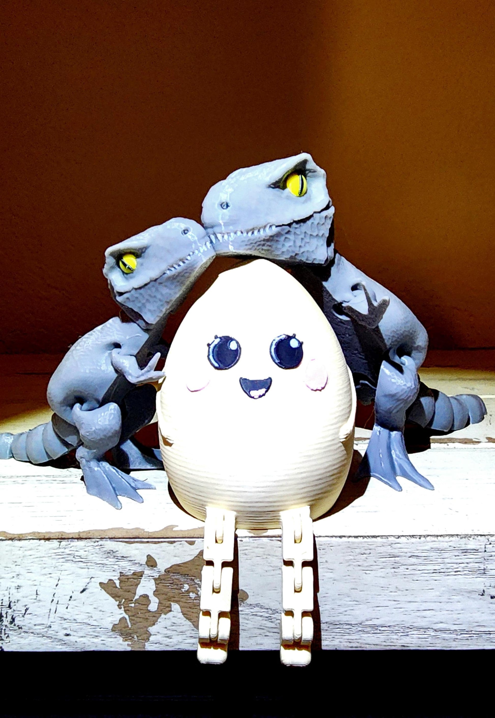 3D printed articulate Smiley easter egg with rainbow Swing.