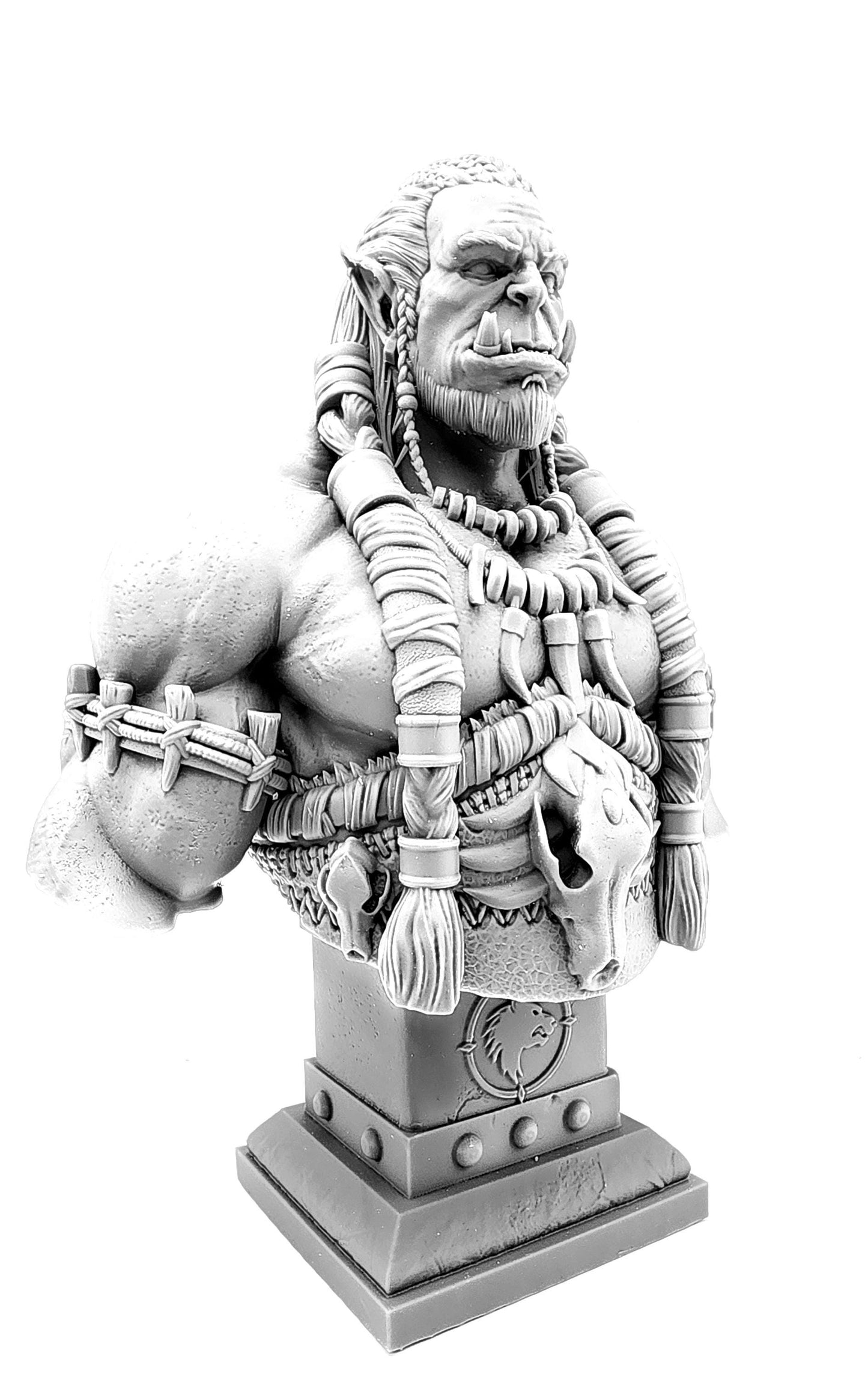 3D 14k resin printed Durotan bust. Desktop Decoration.