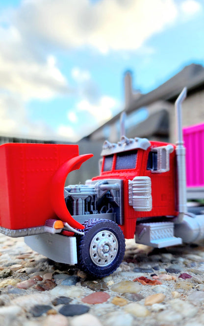 3D printed Peterbilt 379 desk decoration, action figure.